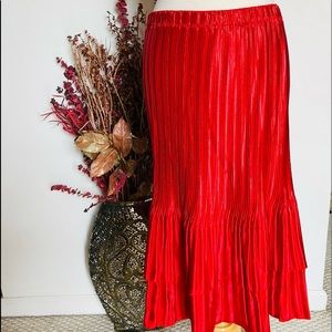 Magic Scarf Red Mini Pleats NWT 28” Fits Size 8-18